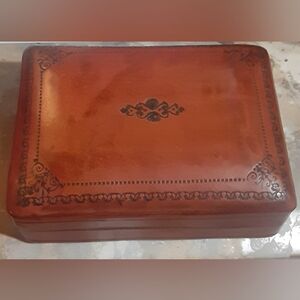 Handmade Leather Trinket Box Tooled Decoration Made In Italy 4 X 1.5